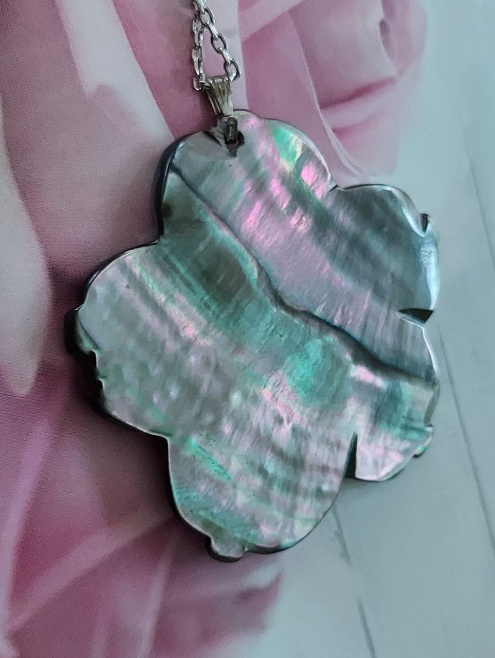 Ketten: 925 Silber Collier mit Perlmuttblume – Neu (gemäss Beschreibung) aus Ettenhausen TG von CH2300 3