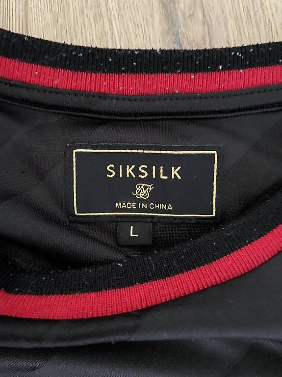 Siksilk T-shirt: Sik Silk Tshirt GR L – Usato da Bürglen TG venduto da sab_f6nd 1