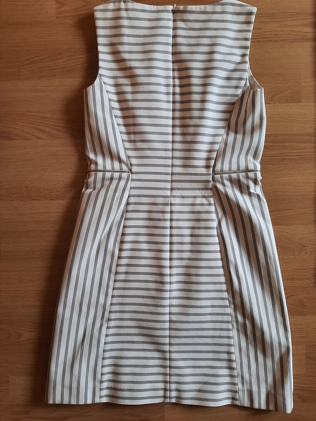 Hallhuber Vestiti: Hallhuber Etuikleid Gr.36 – Usato da Muotathal venduto da robin40 5