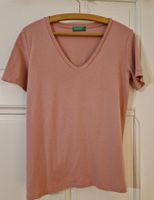 T-Shirt rose, col V, manches courtes Benetton, taille S