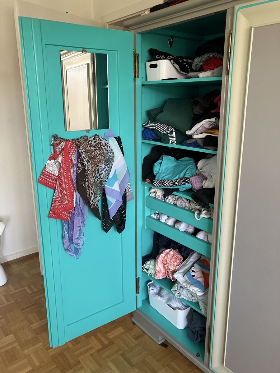 Armadi: Massivholz Kleiderschrank – Usato da Basel venduto da nov_8nfz 2