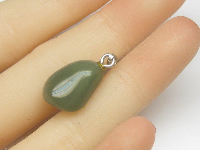 Ciondoli: kleiner Anhänger Silber 925 Nephrit Jade – Usato da Ermatingen venduto da Decovin 3