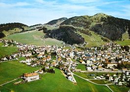 STE-CROIX et le Cochet