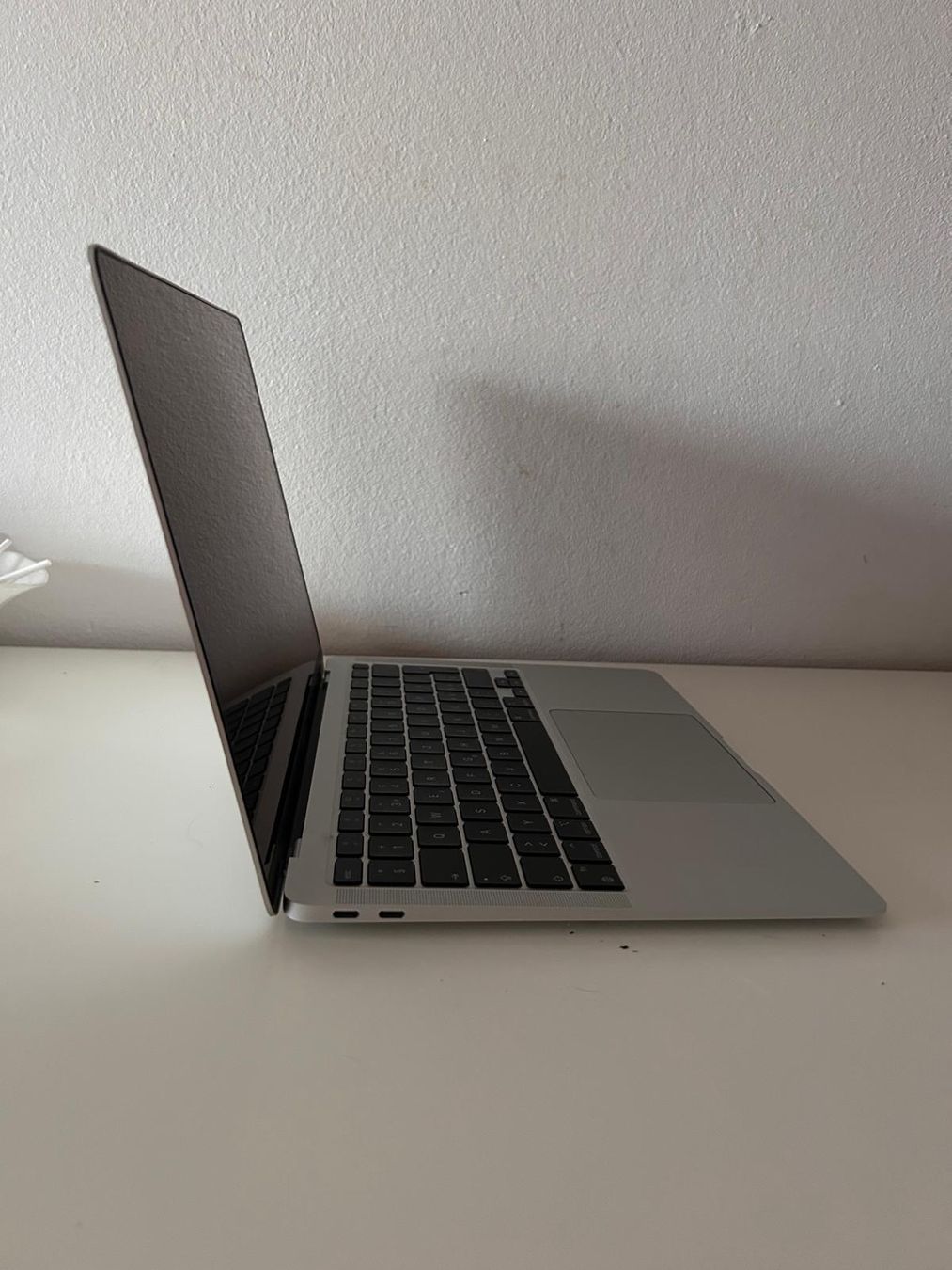 Apple Portables: MacBook Air mit Magic Mouse – Neuf (Voir description) à Langnau am Albis par lej_7yz2 3