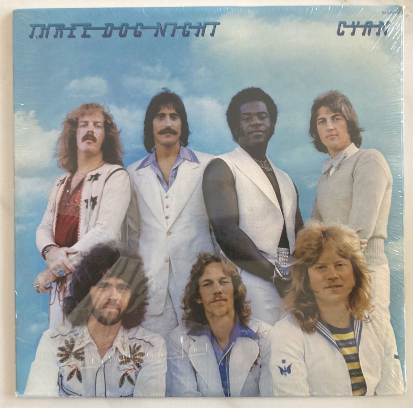 Vinyles: THREE DOG NIGHT - CYAN – Neuf avec emballage d'origine à Poliez-Pittet par Newtown-Records