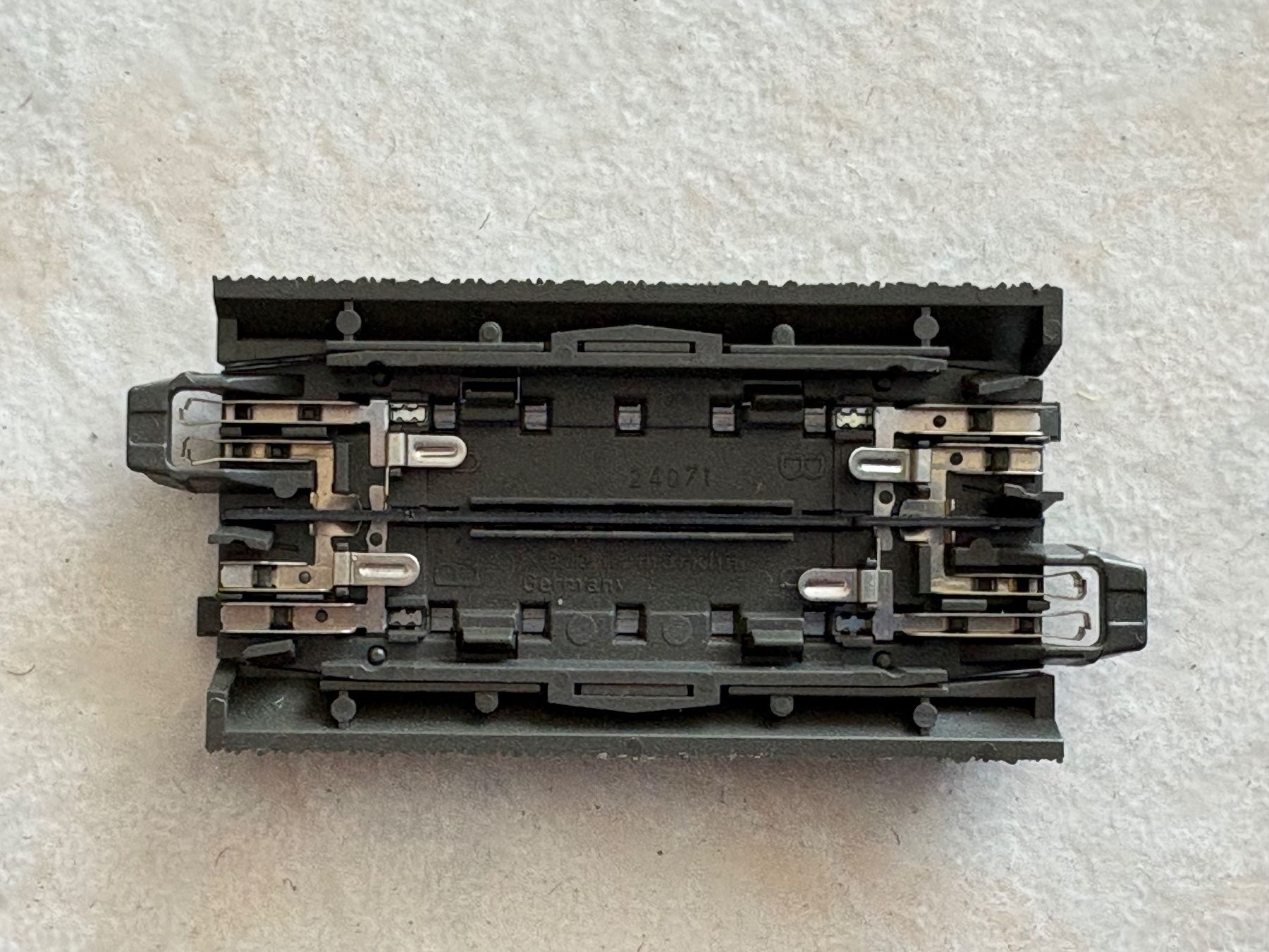 Märklin Modelleisenbahnen: 1x Marklin C 24071 Gleis – Gebraucht aus Hauterive NE von eriamch 1