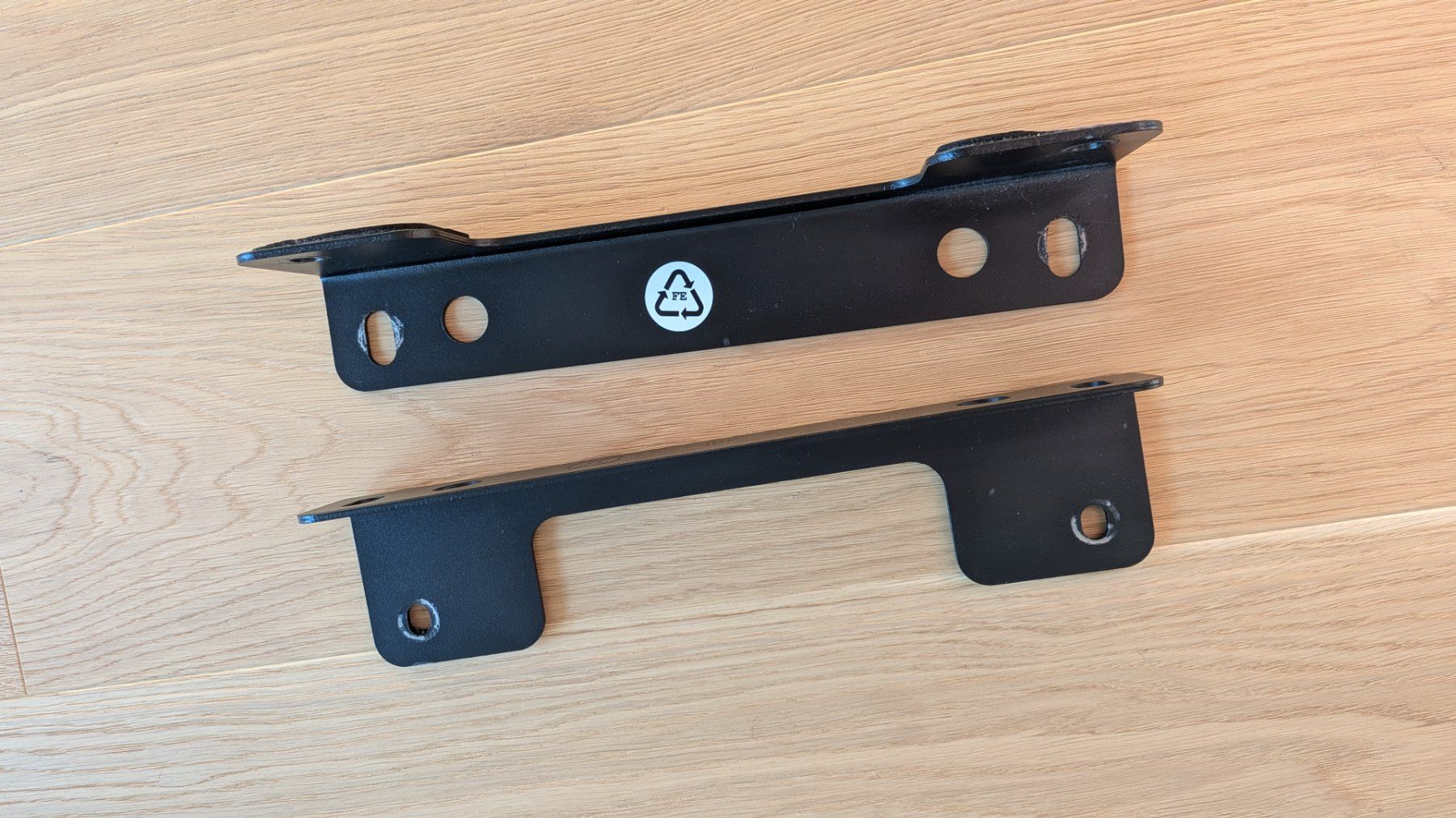 Apc Racks & Supports: APC NetShelter SX AR3003 12HE Serverschrank / Netzwerkschran – D'occasion à Bonstetten par introwertyk 7
