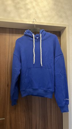 Pullover con cappuccio
