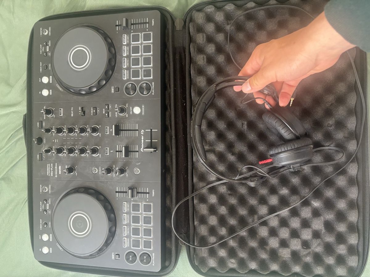 Pioneer Console di mixaggio: DDJ FLX4 - DJ Set mit Kopfhörern – Nuovo (secondo la descrizione) da Lausanne venduto da cla_65jw 2