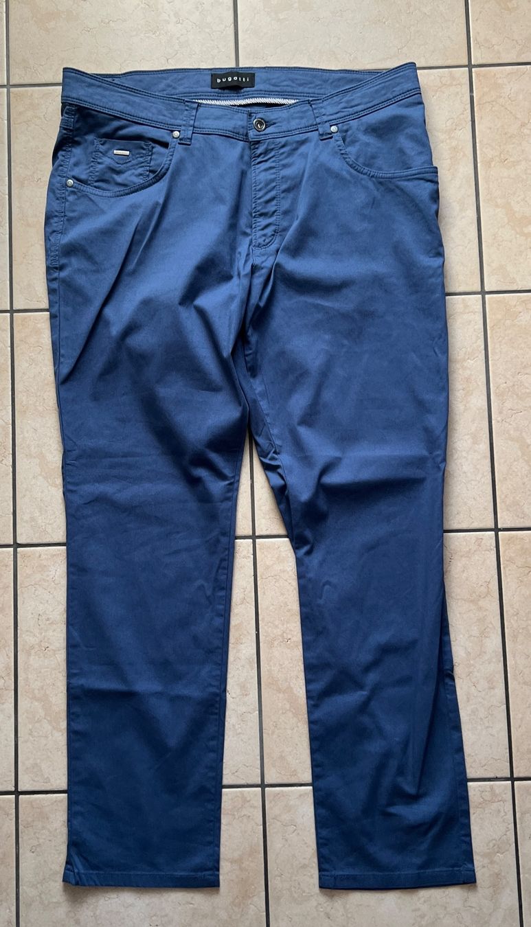 Pantalons: Hose lang Bugatti Grösse 36 – D'occasion à Brunnen par Bonitoman