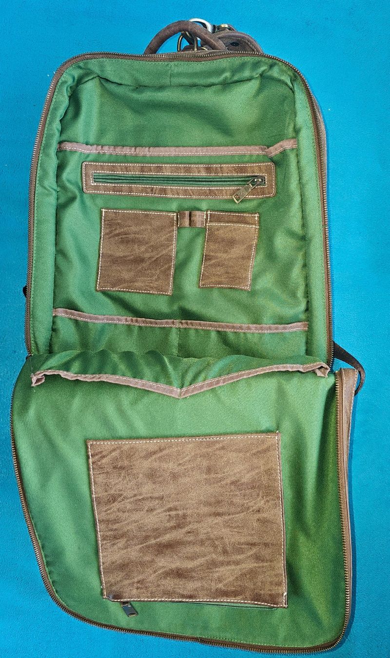 Zaini: ELEPHBO Business Rucksack – Usato da Merishausen venduto da migmig73 1