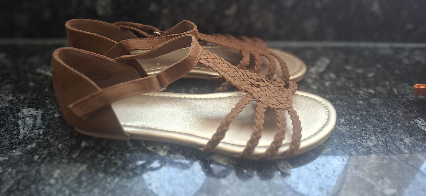 Scarpe per ragazze: Wunderschöne neue Sandalen Gr. 37 – Nuovo (secondo la descrizione) da Igis venduto da Tiggers1 1