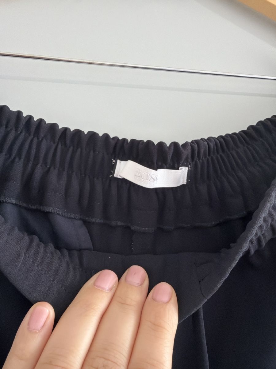 Hugo Boss Pantaloni: Boss Hose – Usato da Dübendorf venduto da MariaS. 2