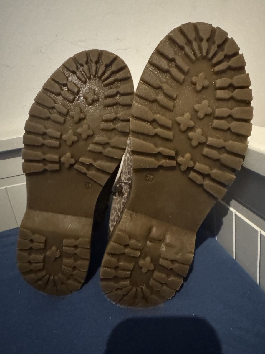 Scarpe per ragazzi: Vado Kinder-Winterschuhe Gr. 36 – Usato da Goldiwil (Thun) venduto da Charlie04 1