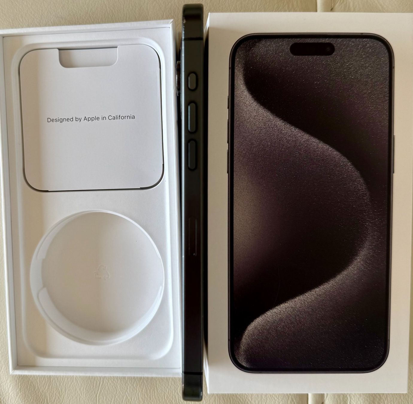 Apple Telefoni cellulari / Smartphones: Apple iPhone 15 Pro Max 1 TB, Black Titanium – Usato da Genf venduto da SALES2013SALES 5