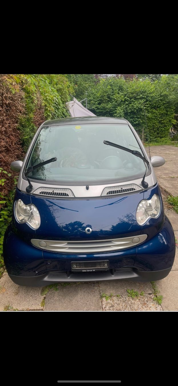 Smart Automobili: Smart Fortwo 2004 bon état – Usato da Genève venduto da room17