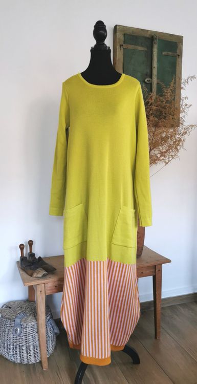 Lykke Kjaer extravagantes Kleid Merinowolle Gr. L (Gebraucht) in ...