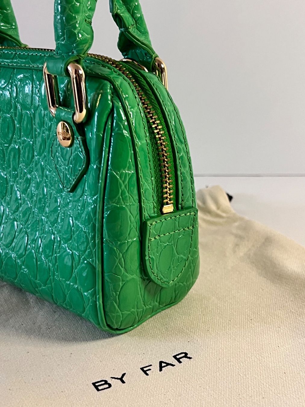 Taschen für Damen: Bezaubernde By Far Minibag – Neu (gemäss Beschreibung) aus Fischbach LU von Dear.Luki 7
