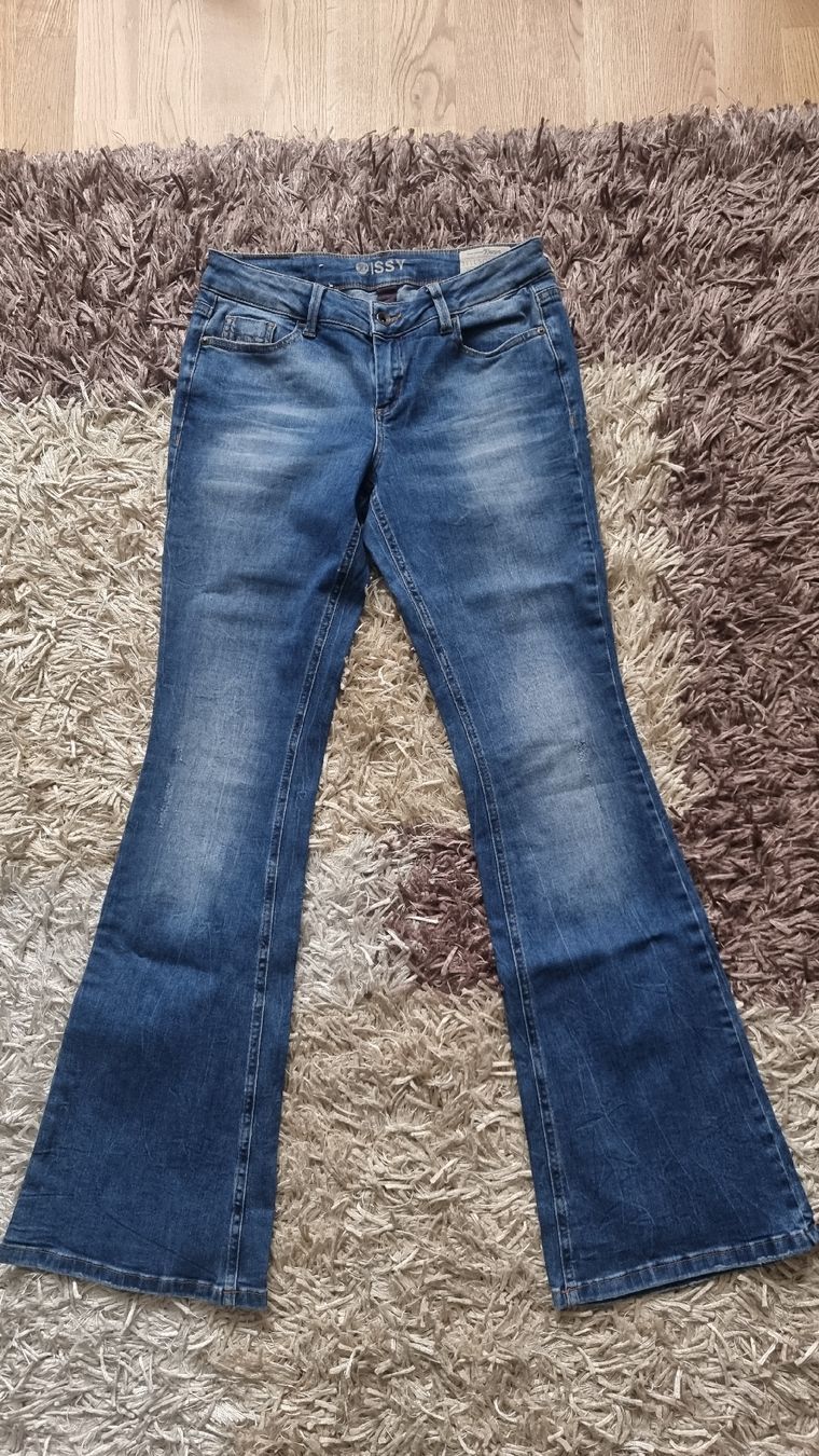 Tom Tailor Jeans: Tom Tailor Issy Bellbottom Jeans .Gr. 29🌼 – Nuovo (secondo la descrizione) da Rüthi (Rheintal) venduto da Nicoleodion