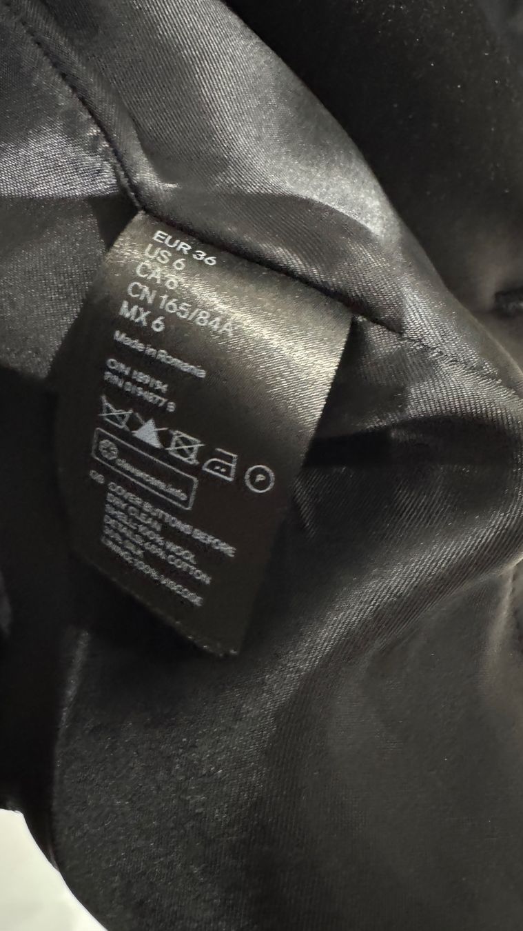 Isabel Marant Giacche: Veste blazer noire Isabel Marant pour H&M – Usato da giffers venduto da sev_c9x9 7