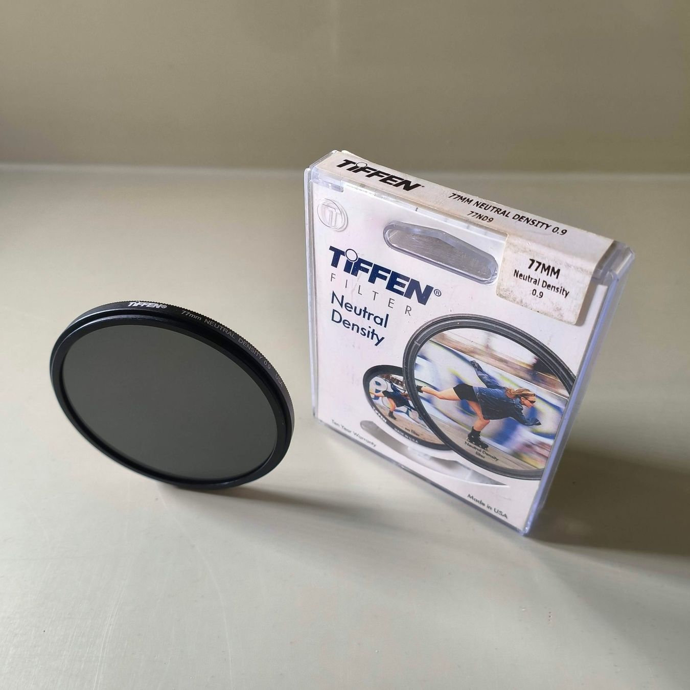 Filtri: Tiffen Neutral Dichte Filter, 77mm 0.9 – Usato da Winterthur venduto da Lehmansa 1