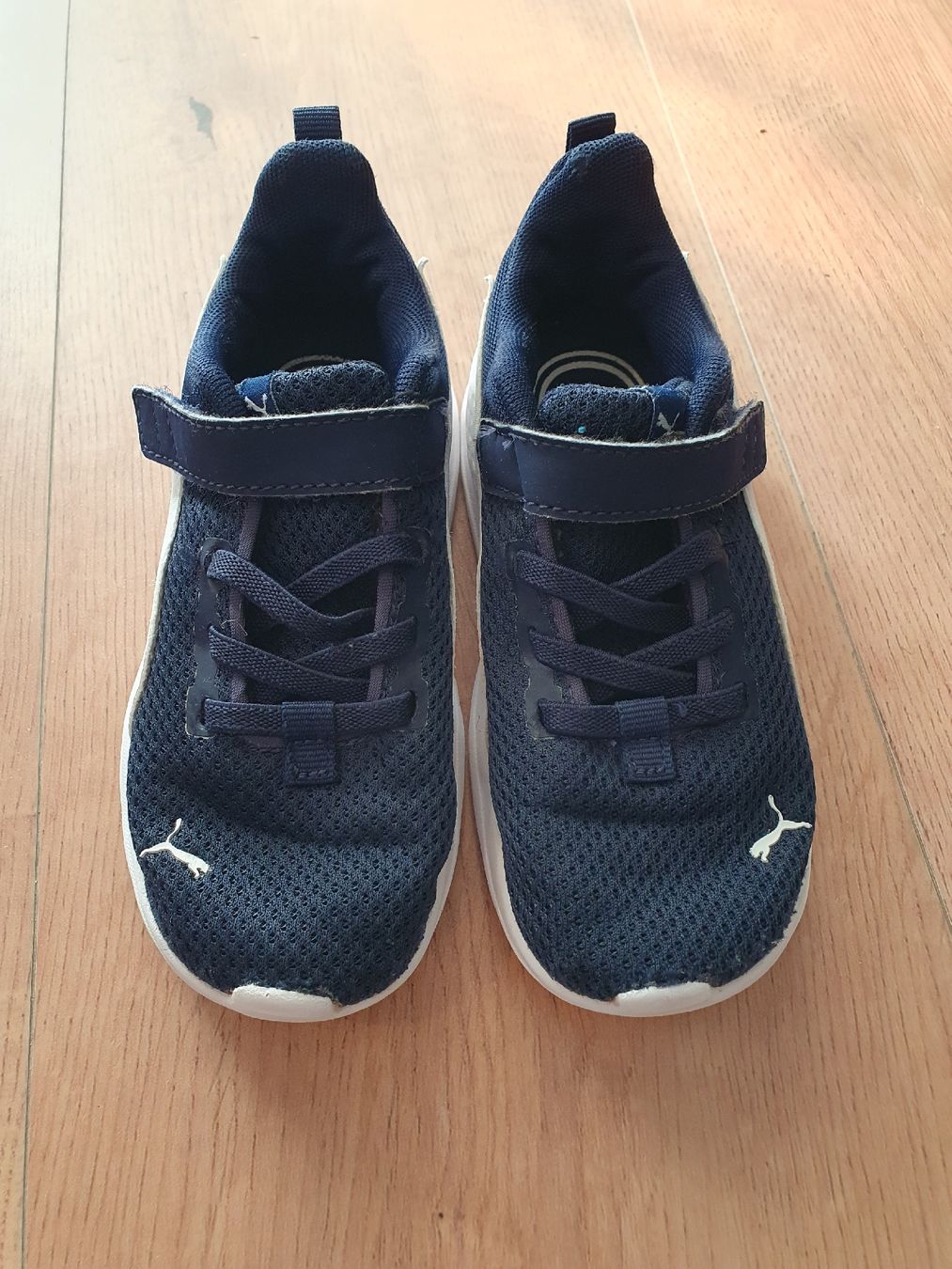 Puma Scarpe per ragazzi: Puma Turnschuhe dunkelblau Gr 26 – Usato da Niederönz venduto da STI88 1