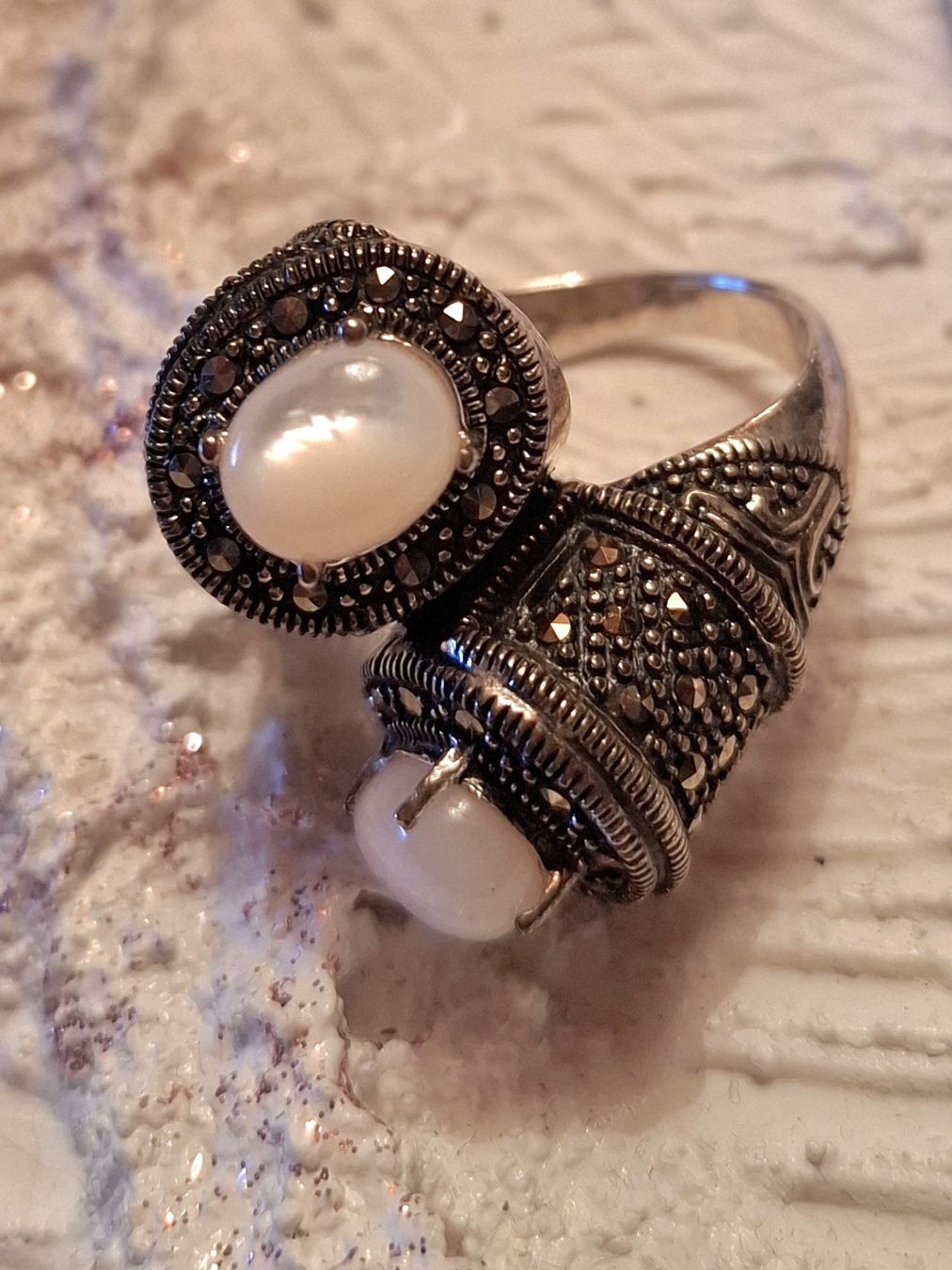 Ringe: VINTAGE RING AUS STERLINGSILBER MIT PERLMUTT &  MARKASIT – Neu (gemäss Beschreibung) aus Gretzenbach von schibaya