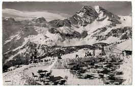 Braunwald, Bergstation Gumen, Terrasse des Berghauses ~ 1945