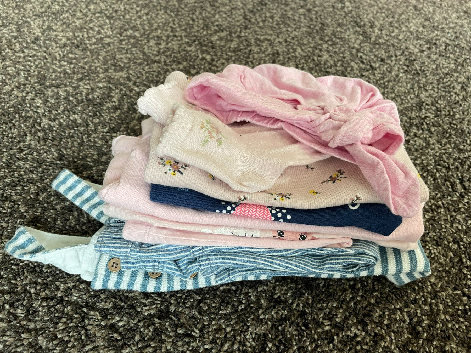 Ensembles coordonnés: Mädchen Kleiderpaket Grösse 68 – D'occasion à Kloten par schunksz 2