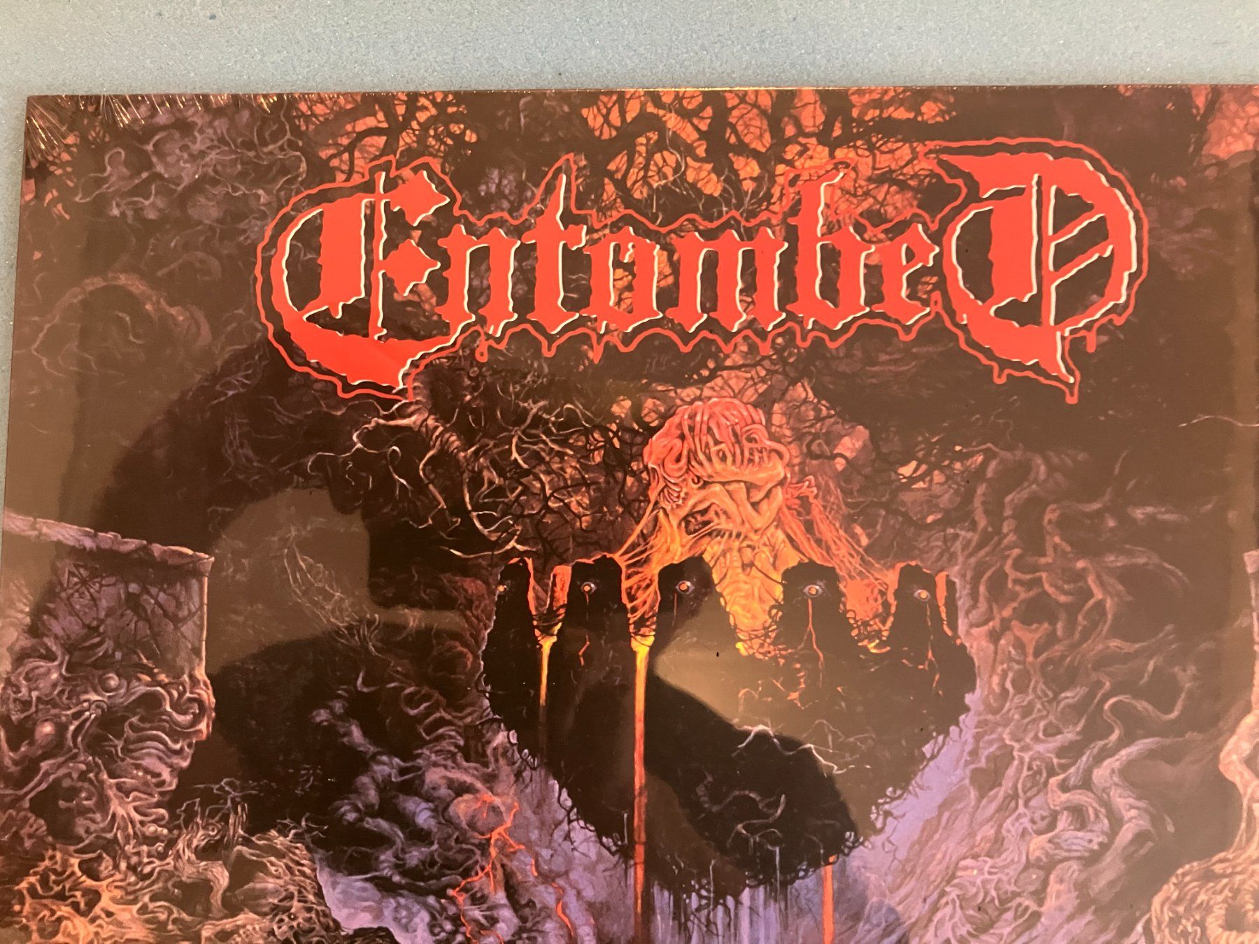 Dischi in vinile: Entombed – Nuovo e nell'imballaggio originale da Aarwangen venduto da Jukebox3 1