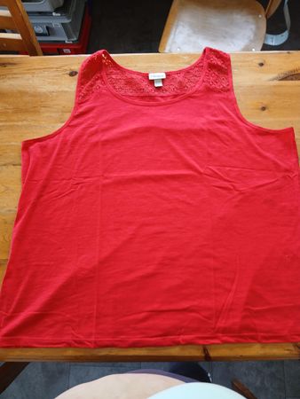 1 the shirt dames neuf  taille 56/58