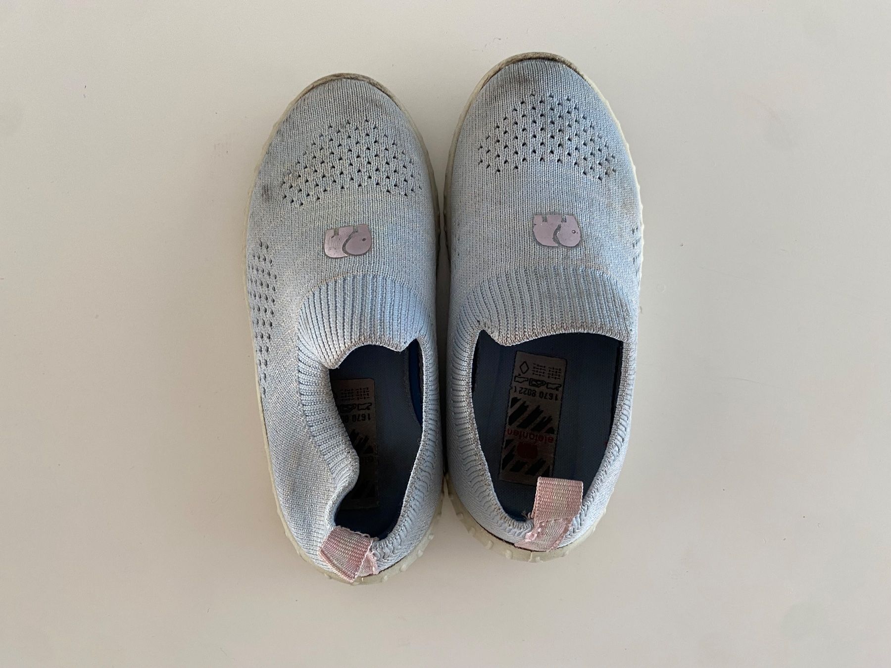 Scarpe per ragazze: 3 Paar Mädchen Schuhe, Grösse 25/26 – Usato da Dübendorf venduto da son_hy5t 3