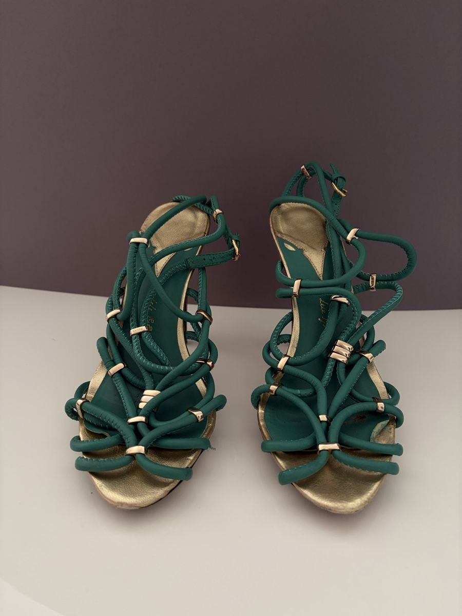 Scarpe da donna: Lele Pyp Sandale Grün 39 – Nuovo (secondo la descrizione) da Zürich venduto da koc_6l5j