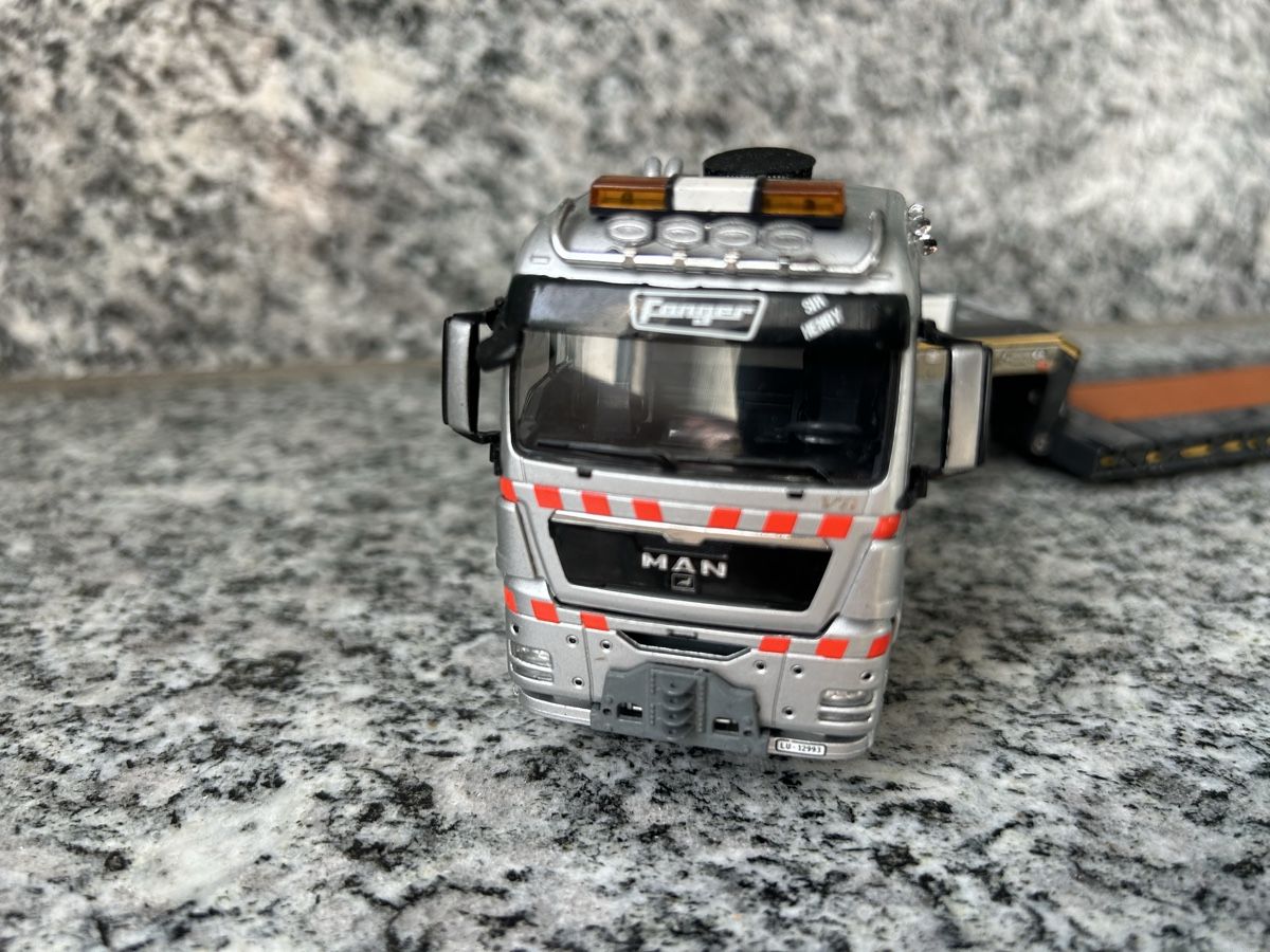 Kit di modellismo & Modellini statici: MAN Schwerlast Fanger , 1:50 – Usato da Horw venduto da Tigercat635 4