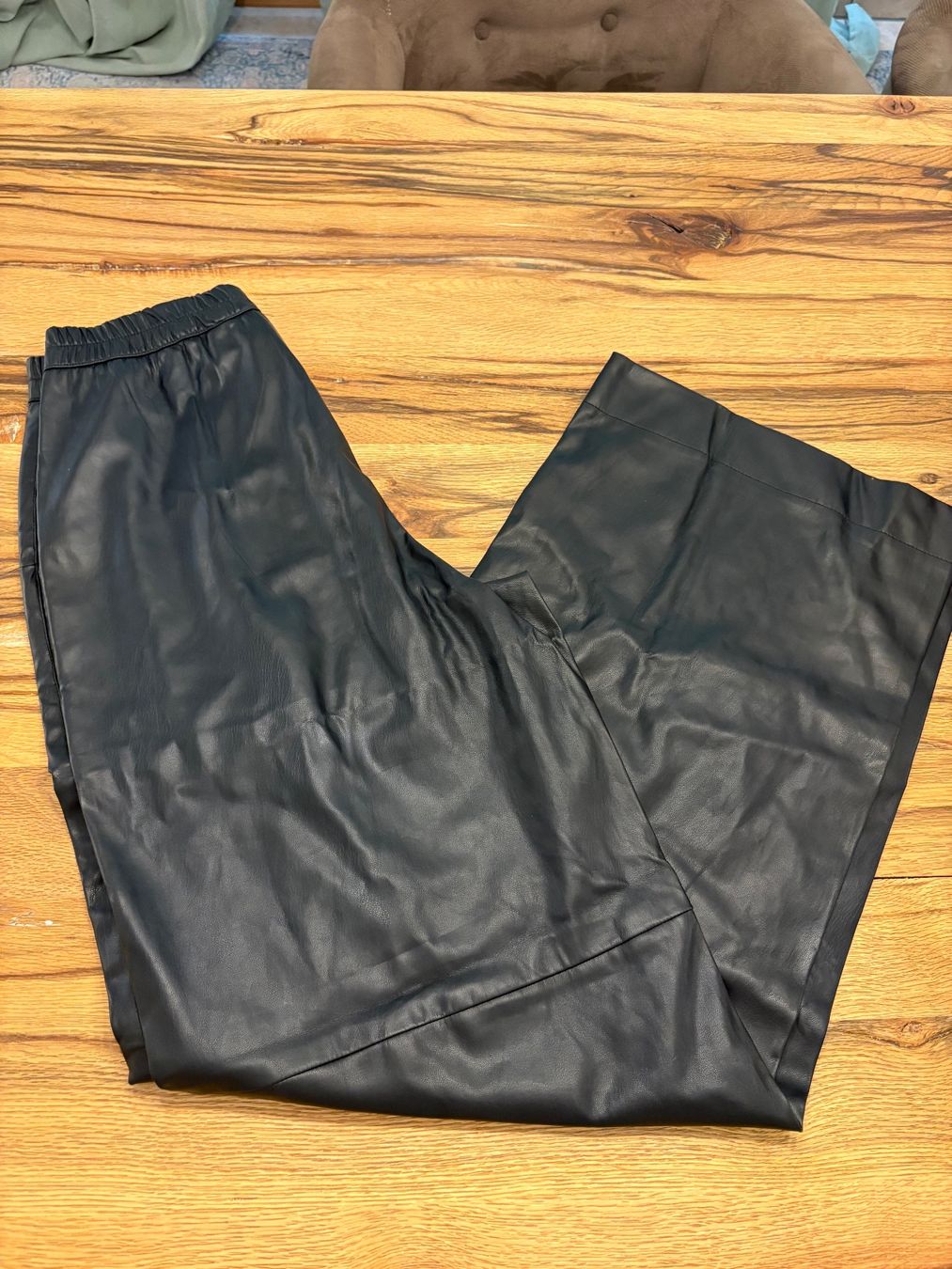 Hosen: Elegante Lederhose, Gr. M, Schwarz, – Gebraucht aus Gutenswil von mse_hbj5 1
