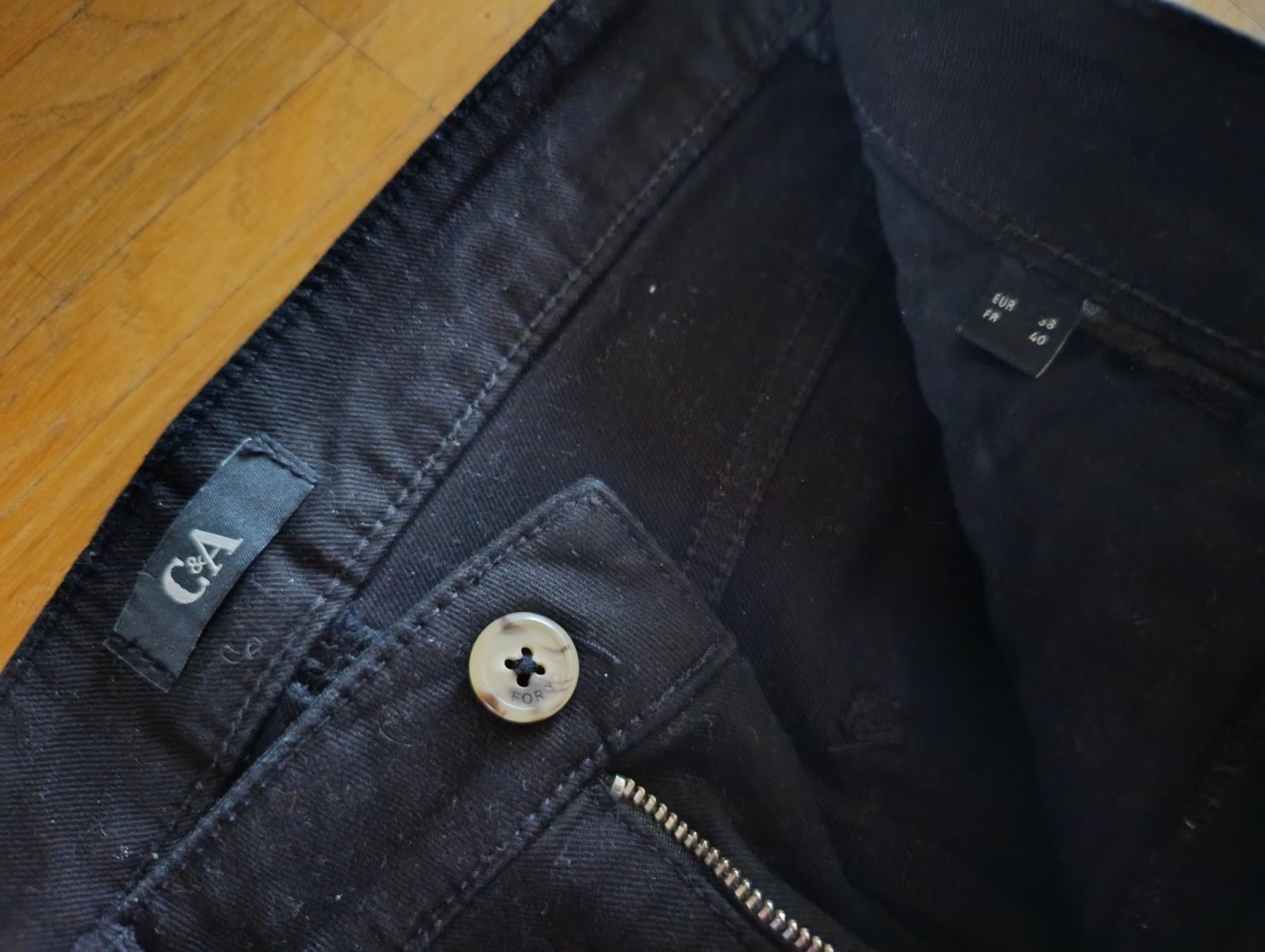 C&A Jeans: Damen Capri Jeans, Gr 38 – Usato da Zürich venduto da mir_2kjl 2