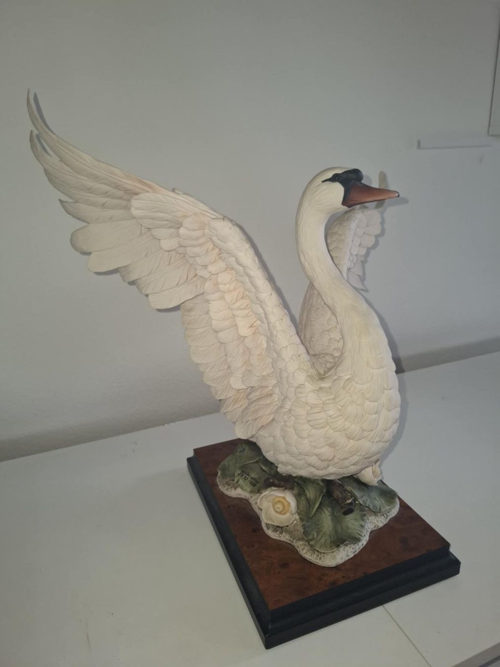 Statuette: Armani Porzellan Schwan – Nuovo (secondo la descrizione) da Brüttisellen venduto da Stargate39 2