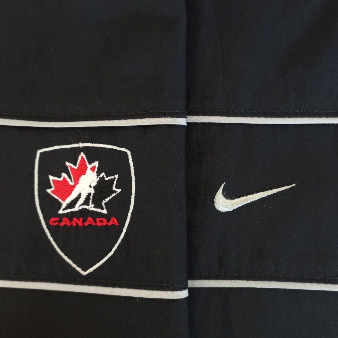 Nike Giacche: Vintage Nike Trackjacket (XL) – Usato da Chamoson venduto da Sapoloshop 1