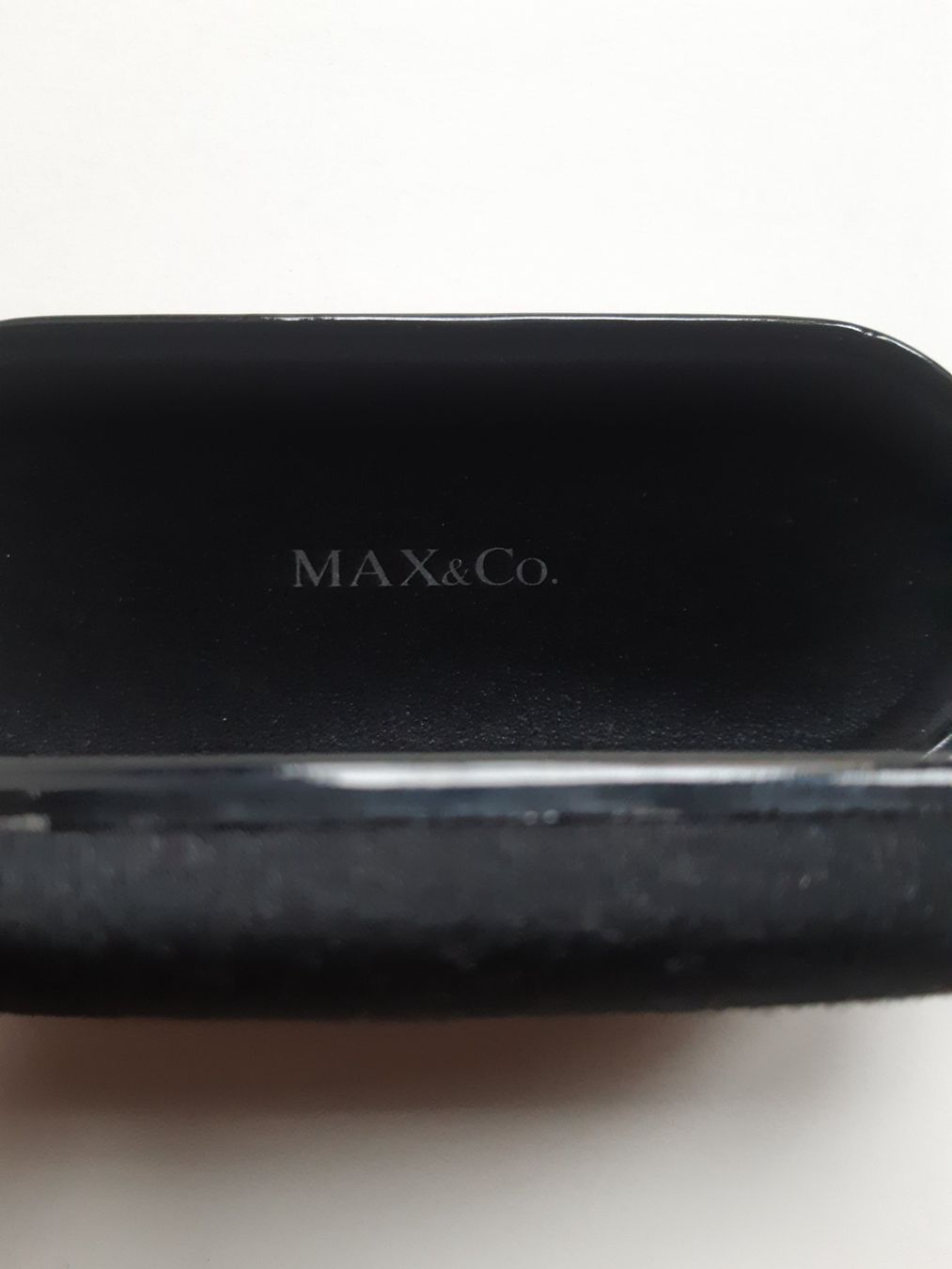 Altro in  Abbigliamento & Accessori: Eyeglasses case Max&Co. – Usato da Verscio venduto da giamma1985 3