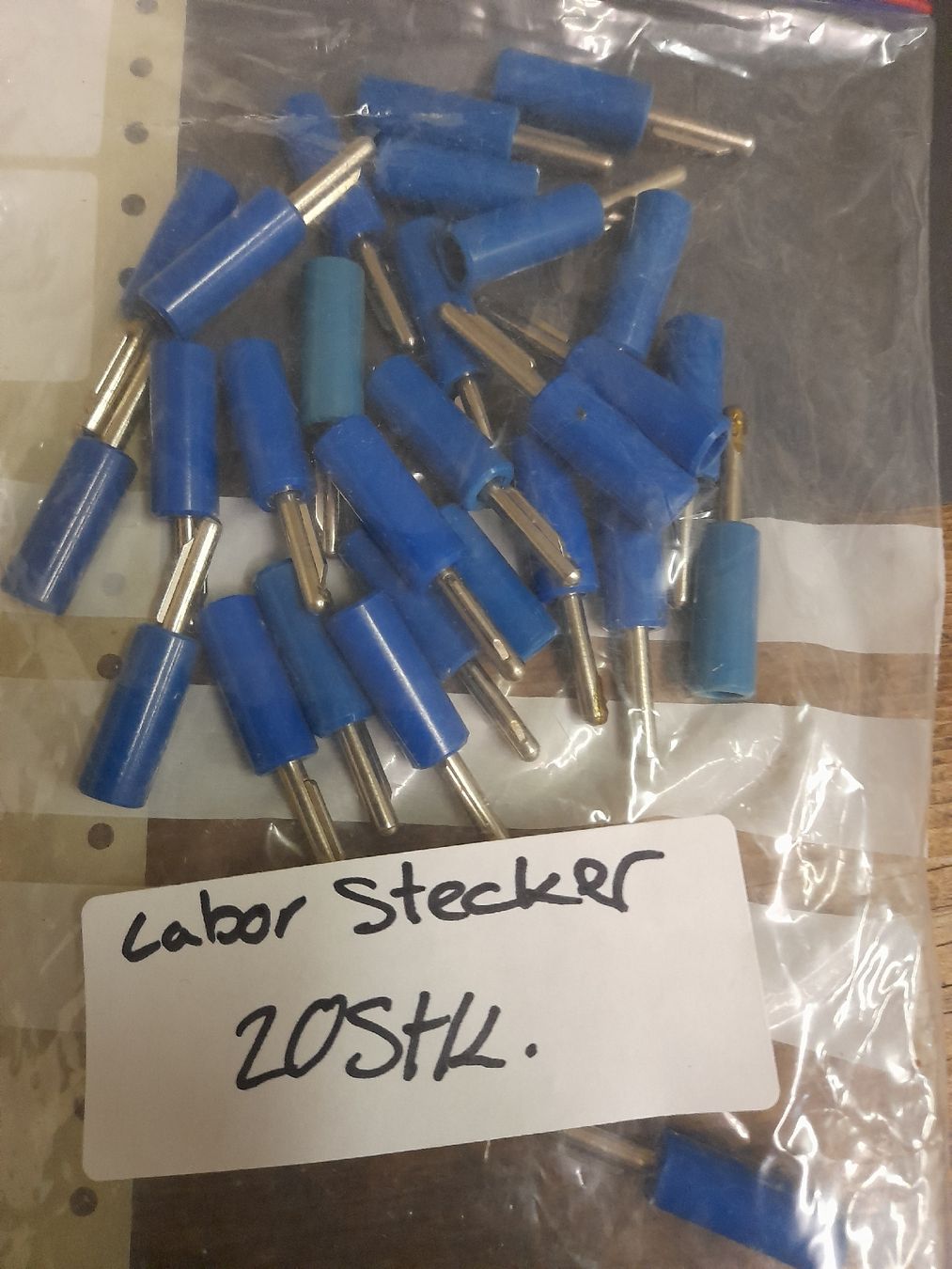 Componenti elettronici: Labor Stecker 20 Stück – Nuovo e nell'imballaggio originale da Stetten AG venduto da 19487777