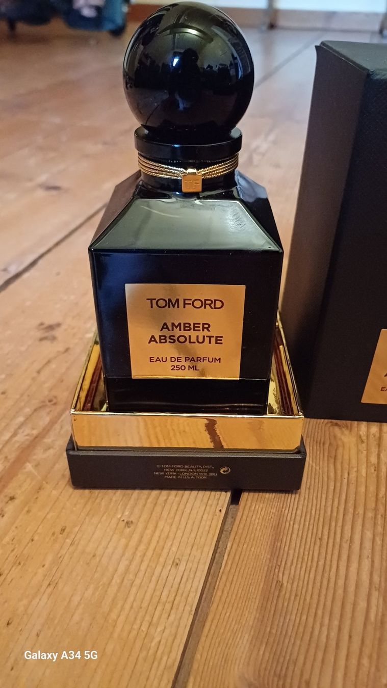 Tom Ford Parfum & Eau de Toilette: Tom Ford Amber Absolut EDP 250ml – Neu und originalverpackt aus St. Gallen von