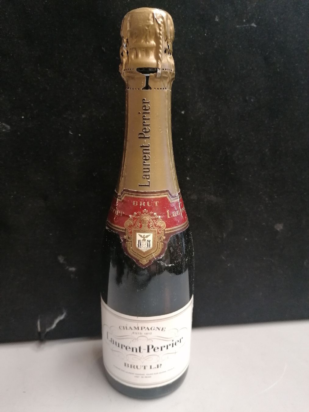 Laurent Perrier Bevande alcoliche: LAURENT-PERRIER 375ml – Nuovo (secondo la descrizione) da Genève venduto da Leboucheoreilles