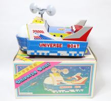 Vintage Universe Boat Raumschiff UFO Bump-N-Go
