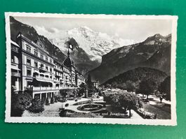 Interlaken - Höheweg und Jungfrau