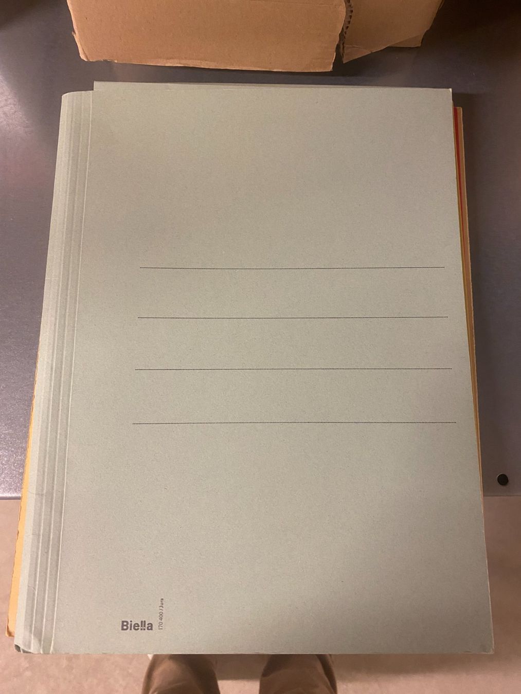 Valigie & Borse: Büro Mappen in diversen Farben – Usato da Düdingen venduto da Tresortech