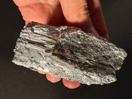 Dekoratives grosses Antimon Metallstück, 420 g