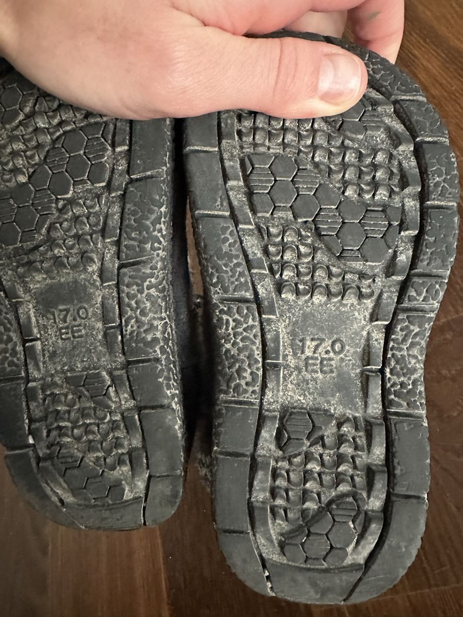 Oshkosh Scarpe da uomo: Schuhe Gr.27 – Usato da Dietikon venduto da mike.thorton 3