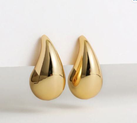 Ohrringe & -stecker: Elegante goldene Ohrringe in Tropfenform, neuwertig! – Neu (gemäss Beschreibung) aus Bern von Calvaro