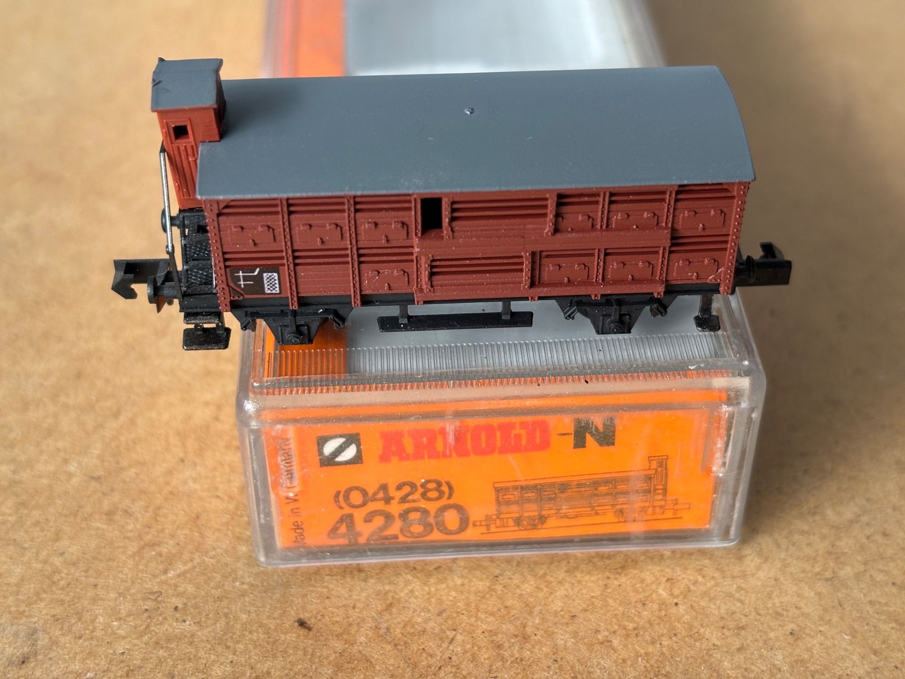 Arnold Modelleisenbahnen: Arnold 4280 Guterwagen – Neu (gemäss Beschreibung) aus Hauterive NE von eriamch