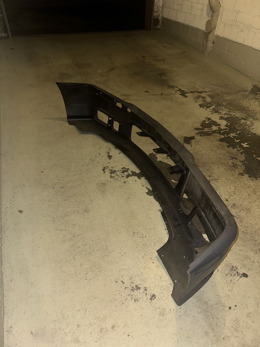 BMW Tutti pezzi di ricambio auto: BMW E36 M-Paket Stossstange – Usato da Münsingen venduto da Carlover1997 4